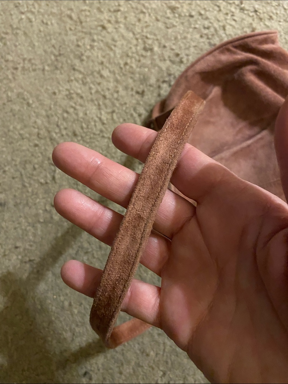 LK Bennett Rose Suede Pleated Shoulder Bag - Picture 4 of 6